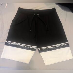 Size Large Moschino Shorts